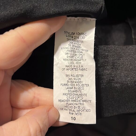 Cache’ Dress  - Picture 5 of 5